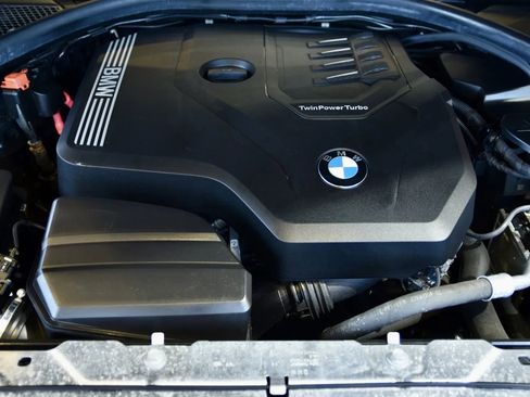 Used 2021 BMW 330i xDrive 330i xDrive w/ Premium Package image 27