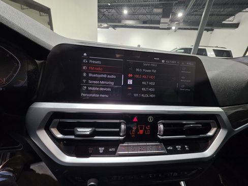 Used 2020 BMW 330i Sedan w/ Driving Assistance Package image 56