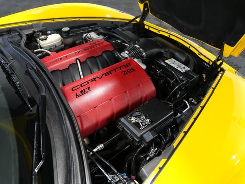 Used 2007 Chevrolet Corvette Z06 w/ Preferred Equipment Group image 39