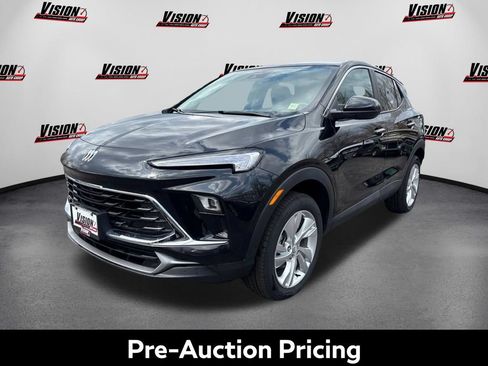 Used 2024 Buick Encore GX Preferred AWD/4WD image 1