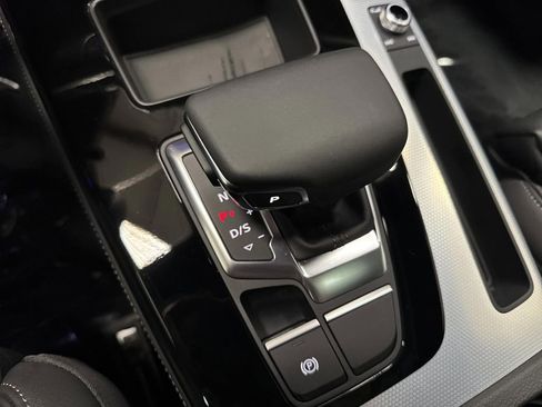 Used 2025 Audi Q5 2.0T Premium Plus w/ Premium Plus Package image 23