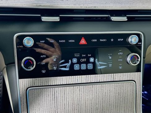 New 2026 Genesis GV80 3.5T Prestige image 14