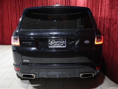 Used 2019 Land Rover Range Rover Sport HST image 10