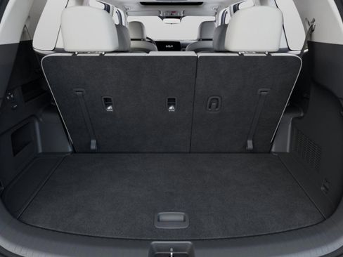 New 2025 Kia Telluride S image 19