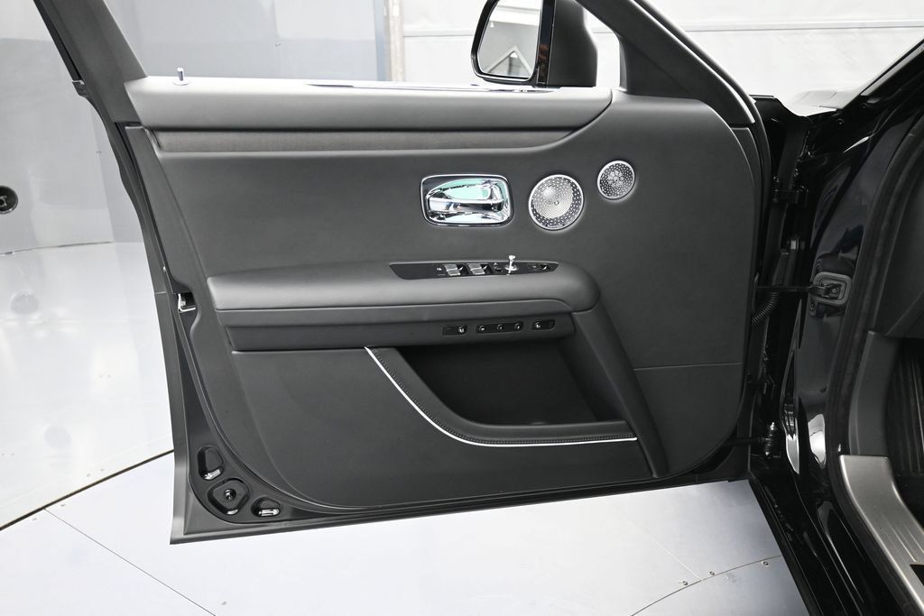 Used 2026 Rolls-Royce Ghost AWD/4WD image 15