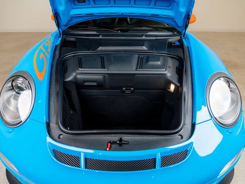 Used 2011 Porsche 911 GT3 RS RWD image 29