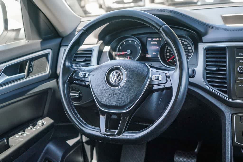 Used 2019 Volkswagen Atlas SE w/ Panoramic Sunroof Package FWD image 14