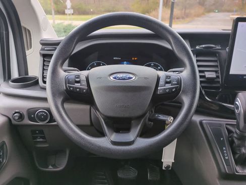 Used 2023 Ford Transit 350 XLT image 25