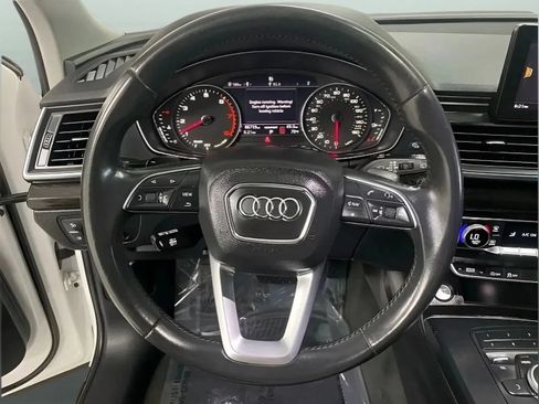 Used 2020 Audi Q5 2.0T Premium AWD/4WD image 17