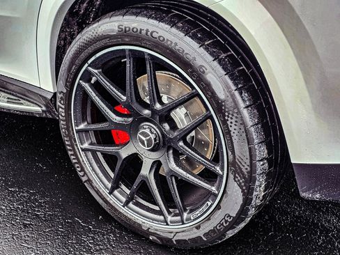 New 2026 Mercedes-Benz GLE 63 AMG S image 9