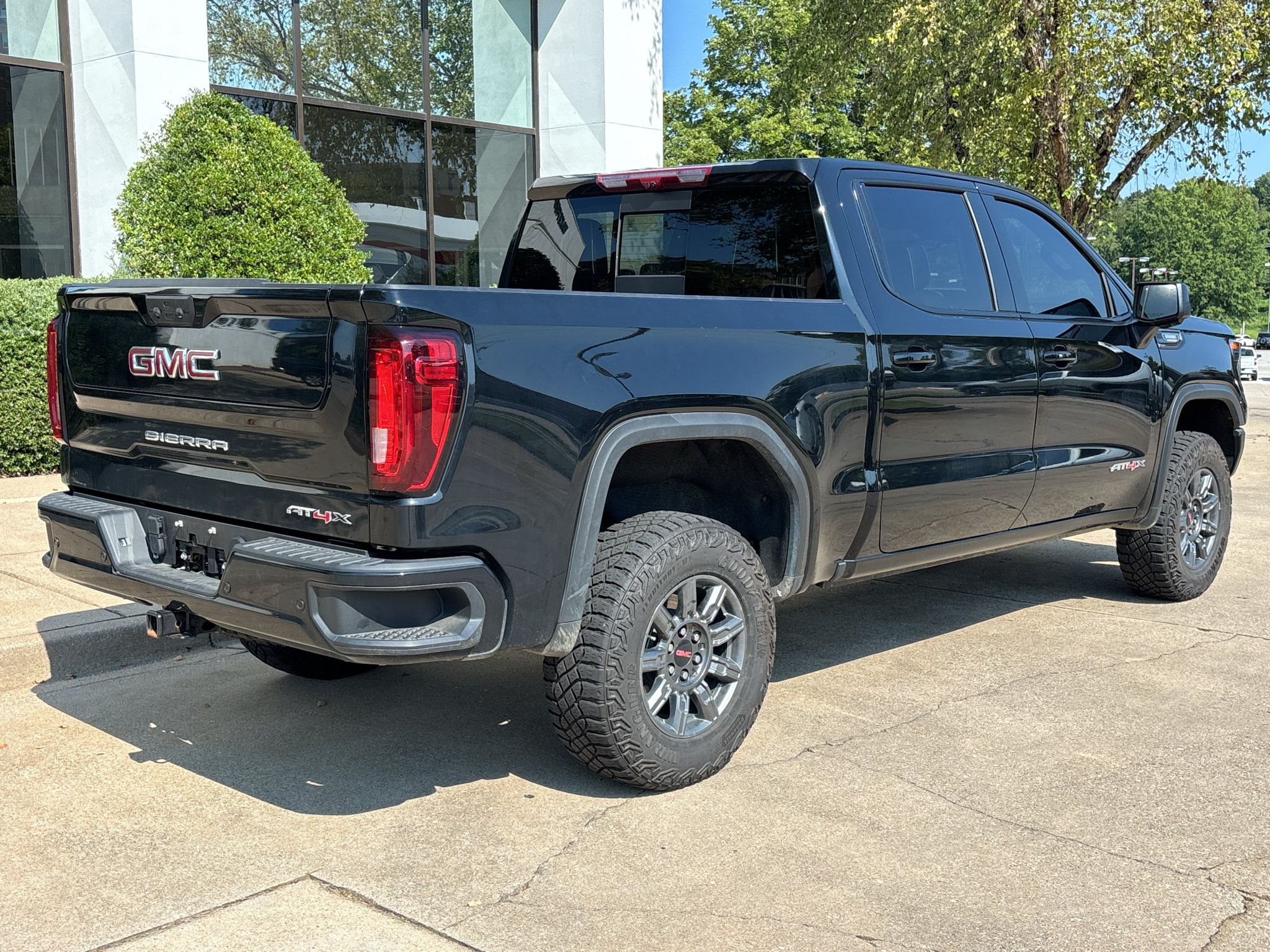Used 2026 GMC Sierra 1500 AT4X AWD/4WD image 8