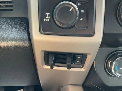 Used 2020 Ford F250 Lariat w/ Lariat Value Package image 31