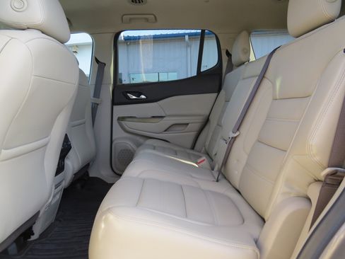 Used 2019 GMC Acadia Denali w/ Technology Package image 16