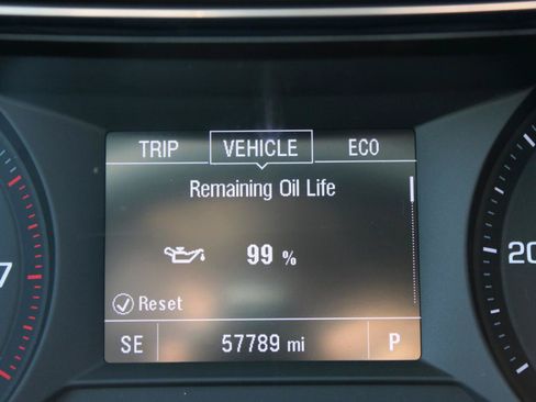 Used 2023 Chevrolet TrailBlazer LT FWD image 24