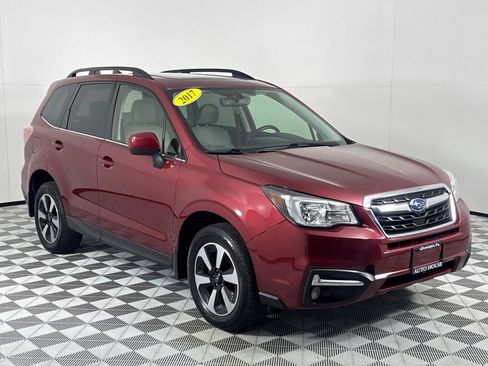 Used 2017 Subaru Forester 2.5i Limited w/ Popular Package #2 image 3