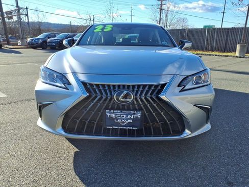 Used 2023 Lexus ES 350 w/ Premium Package image 2