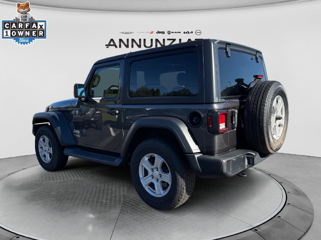 Used 2020 Jeep Wrangler Sport AWD/4WD image 3