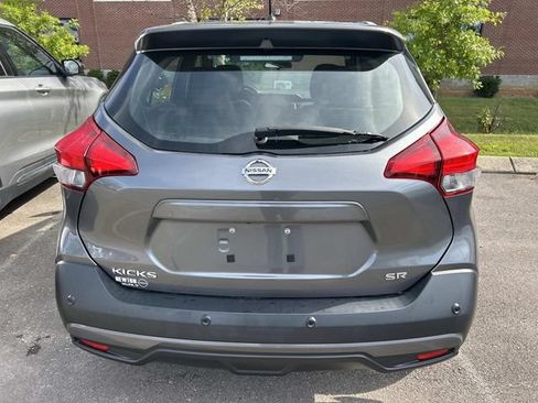 Used 2020 Nissan Kicks SR w/ SR Premium Package FWD image 7