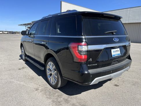 Used 2019 Ford Expedition Platinum image 3