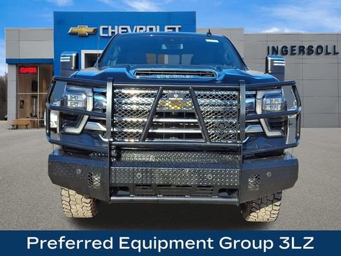 Used 2025 Chevrolet Silverado 3500 High Country image 3