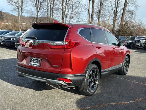Used 2018 Honda CR-V Touring image 3