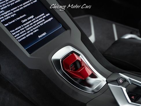 Used 2024 Lamborghini Huracan STO image 36