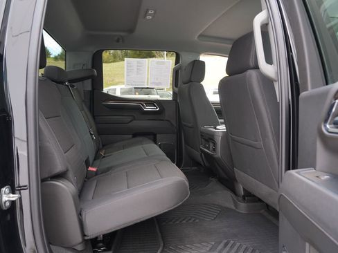 Used 2024 Chevrolet Silverado 1500 RST AWD/4WD image 29