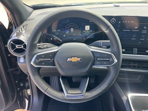 New 2026 Chevrolet Equinox LT FWD image 16