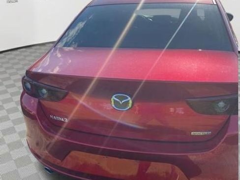 Used 2024 MAZDA MAZDA3 s FWD image 17