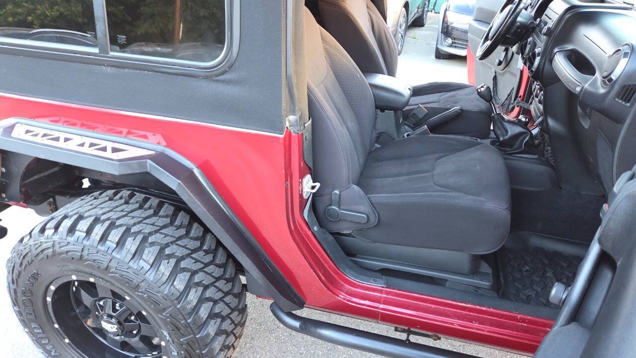 Used 2013 Jeep Wrangler Sport w/ Connectivity Group AWD/4WD image 38