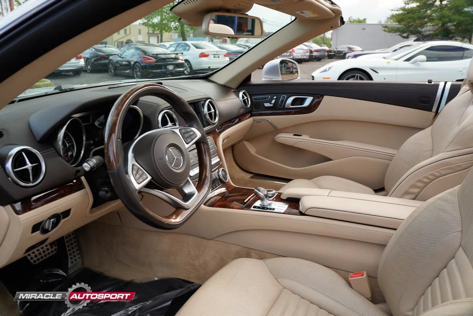 Used 2017 Mercedes-Benz SL 550 image 21