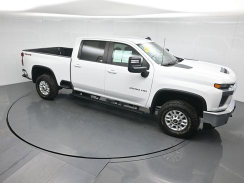 Used 2022 Chevrolet Silverado 2500 LT w/ All Star Edition image 41