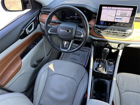 Used 2022 Jeep Compass Limited w/ Elite Group image 17