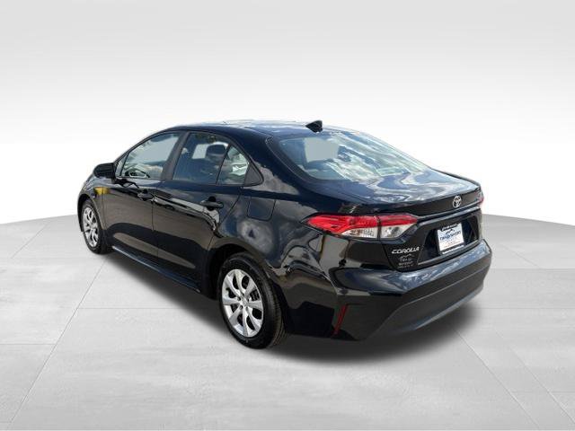 Used 2024 Toyota Corolla LE FWD image 11
