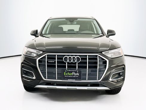 Used 2023 Audi Q5 2.0T Premium w/ Convenience Package image 2