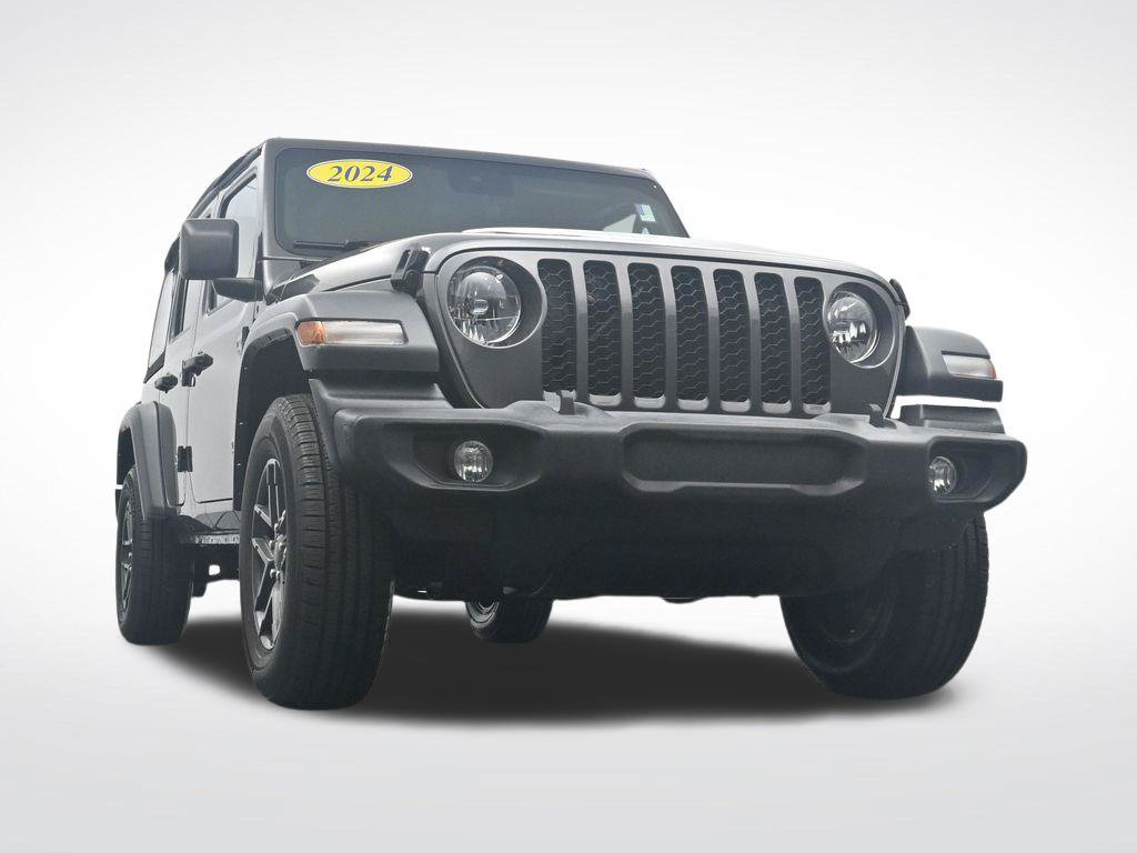 Used 2024 Jeep Wrangler Unlimited Sport AWD/4WD image 32