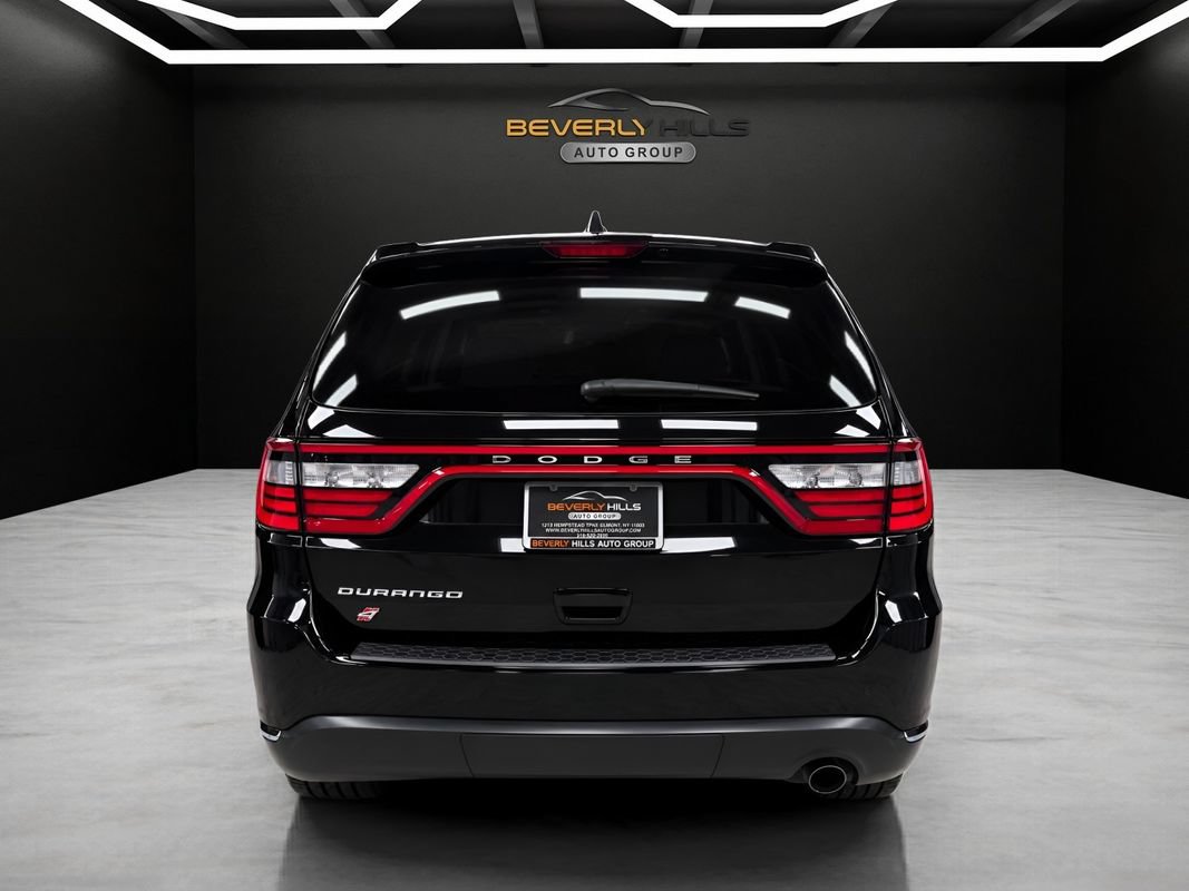 Used 2019 Dodge Durango SXT w/ 3rd Row Seating Group AWD/4WD image 4