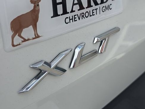 Used 2023 Ford Explorer XLT w/ Equipment Group 202A RWD image 9