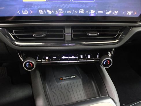 New 2026 Chevrolet Equinox EV RS image 28