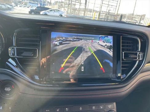 Certified 2024 Dodge Durango GT image 20