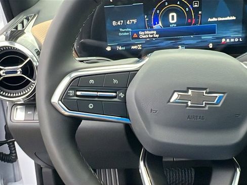 New 2026 Chevrolet Equinox ACTIV w/ Convenience Package III image 18