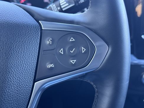 Used 2023 Chevrolet Traverse RS image 30