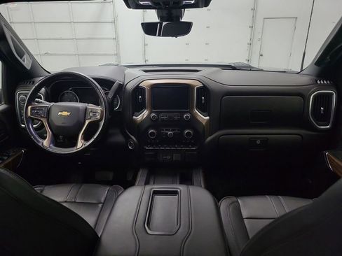 Used 2022 Chevrolet Silverado 2500 High Country image 14