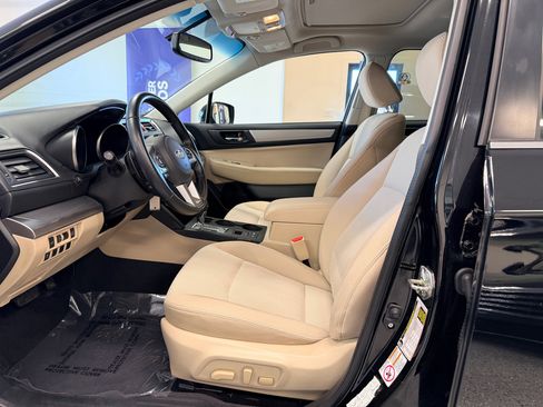 Used 2016 Subaru Outback 2.5i Premium image 15