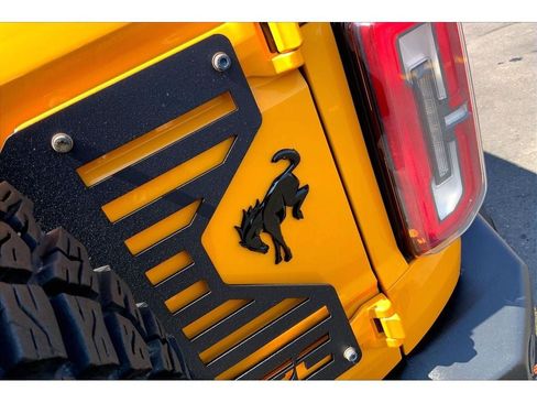 Used 2022 Ford Bronco Wildtrak AWD/4WD image 9