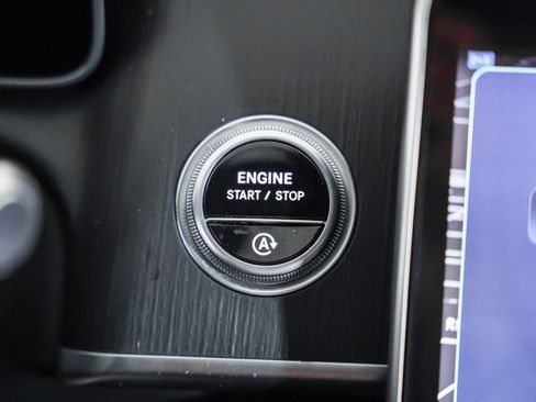 Certified 2023 Mercedes-Benz S 500 4MATIC image 19