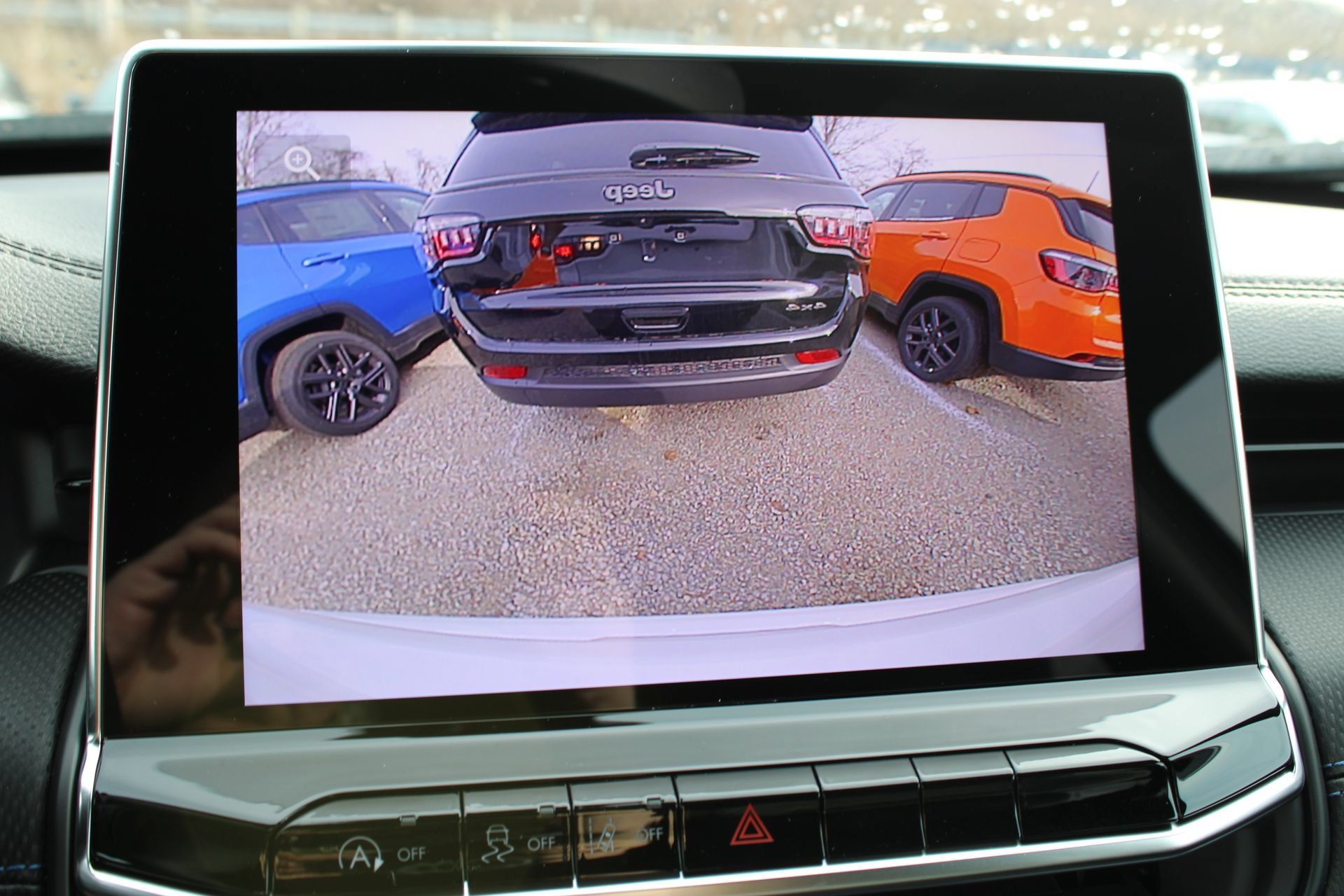 New 2026 Jeep Compass Latitude AWD/4WD image 32