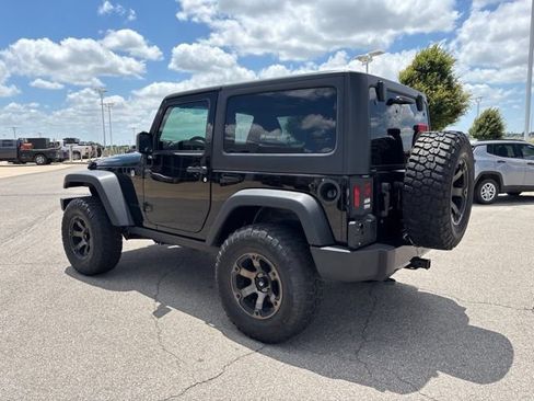 Used 2018 Jeep Wrangler Sport AWD/4WD image 7