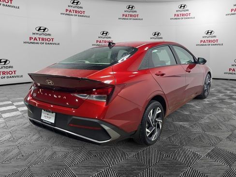 New 2025 Hyundai Elantra Sport image 6