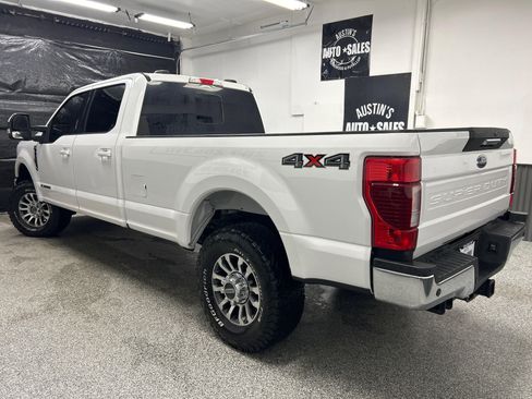 Used 2021 Ford F350 Lariat image 4